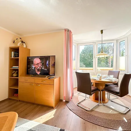 Haus Elbstrom Doese Whg 4 아파트