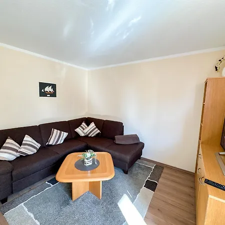 Haus Elbstrom Doese Whg 4 아파트